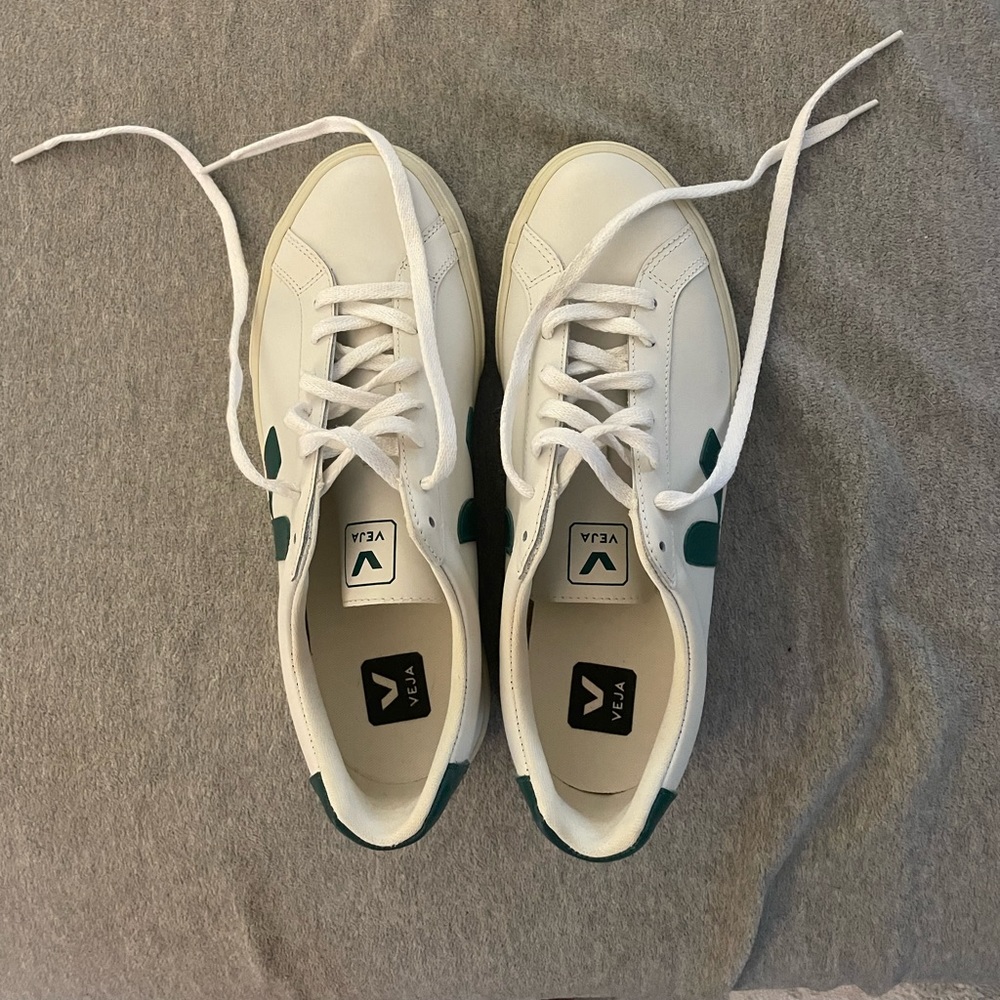 BRAND NEW Veja Esplar Leather White Brittany W11/W9